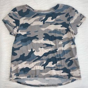 Girl’s Old Navy Camo Tee Size L (10-12)